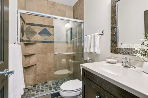 Bath - 7526 Turner Rd, Independence, MN 55359 photo 3 of 3