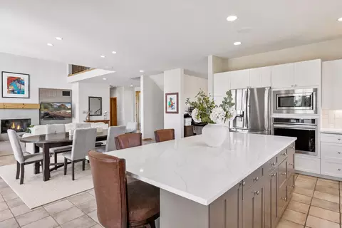 Kitchen - 7526 Turner Rd, Independence, MN 55359 photo 3 of 6