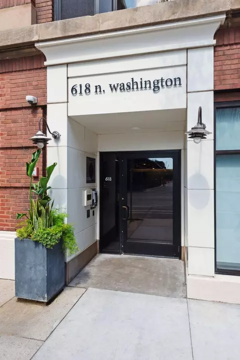 618 Washington Ave N #301, Minneapolis, MN 55401