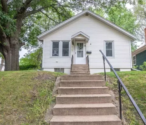 5147 Russell Ave N, Minneapolis, MN 55430