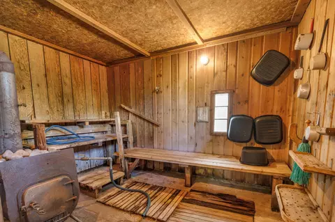 Bath - 4965 Waisanen Rd, Embarrass, MN 55732 photo 3 of 3
