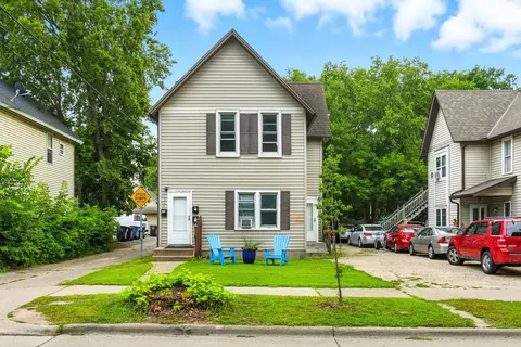 1014 26th Ave NE, Minneapolis, MN 55418