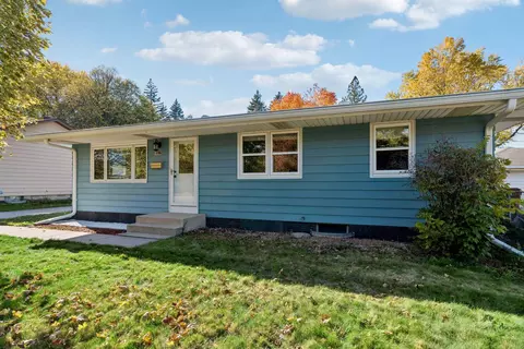 5637 Rhode Island Ave N, Crystal, MN 55428