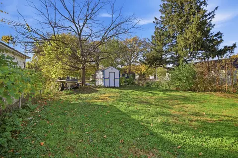 Exterior - 607 5th St NW, Austin, MN 55912 photo 3 of 4