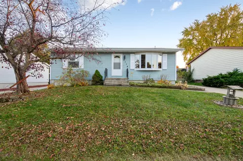2114 51st St NW, Rochester, MN 55901