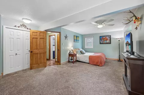 Bedroom - 343 Sunrise Ln, Champlin, MN 55316 photo 2 of 4