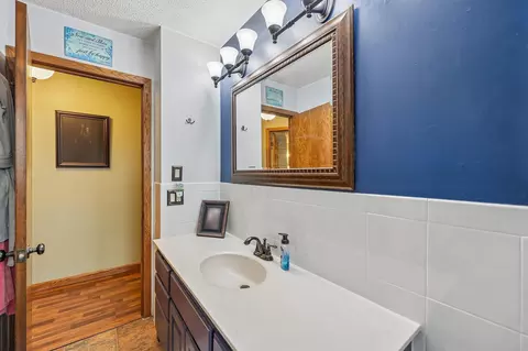 Bath - 343 Sunrise Ln, Champlin, MN 55316 photo 3 of 4