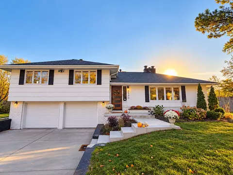 2500 Winfield Ave, Golden Valley, MN 55422