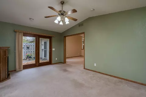 Living - 1971 E Welco Dr, Saint Peter, MN 56082 photo 8 of 8