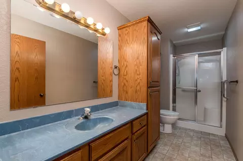 Bath - 1971 E Welco Dr, Saint Peter, MN 56082 photo 1 of 2