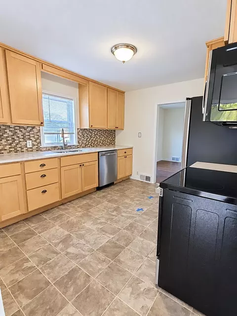 Kitchen - 714 9th St SW, Willmar, MN 56201 photo 1 of 3