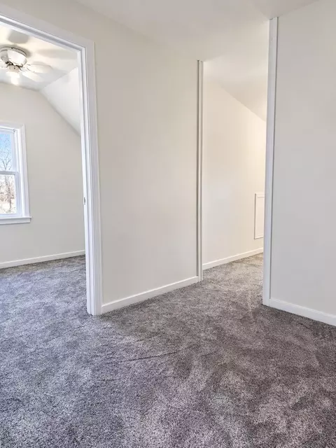 Entry Way - 714 9th St SW, Willmar, MN 56201 photo 2 of 3