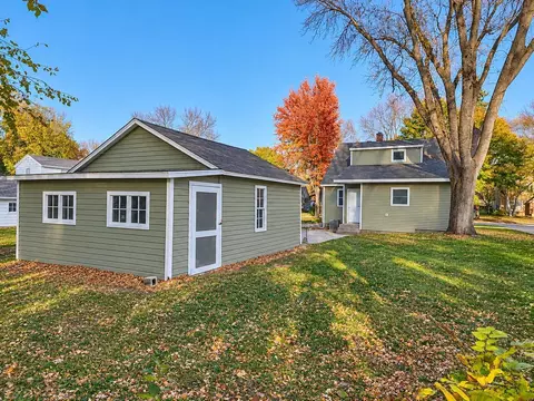 Exterior - 714 9th St SW, Willmar, MN 56201 photo 2 of 2