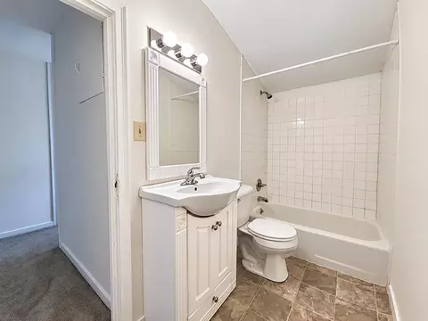 Bath - 714 9th St SW, Willmar, MN 56201 photo 2 of 2