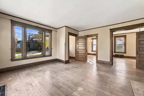 Living - 503 9th St S, Fargo, ND 58103 photo 1 of 4