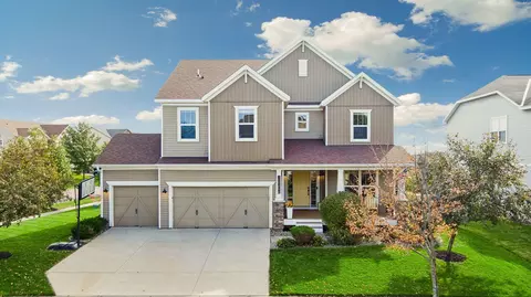 11645 Wagon Wheel Curv, Woodbury, MN 55129