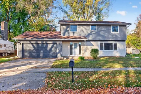 1819 Wilshire Dr NE, Rochester, MN 55906
