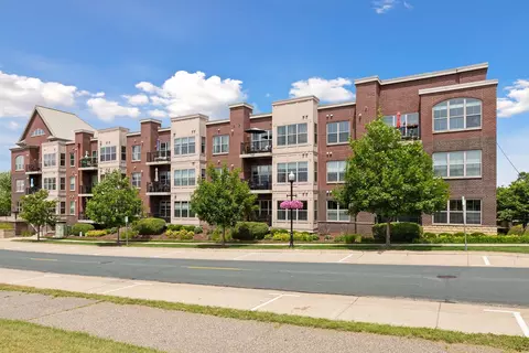 2200 2nd Ave #204, Anoka, MN 55303