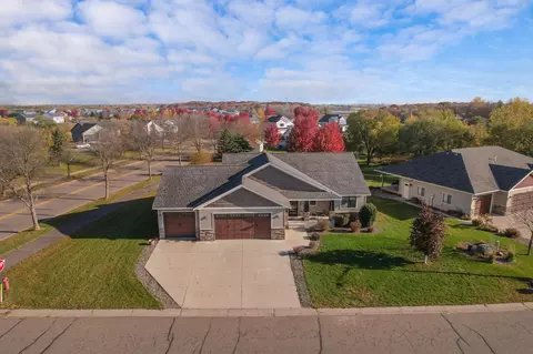 4703 2nd St NE, Saint Cloud, MN 56304