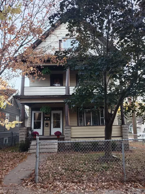776 Aurora Ave, Saint Paul, MN 55104