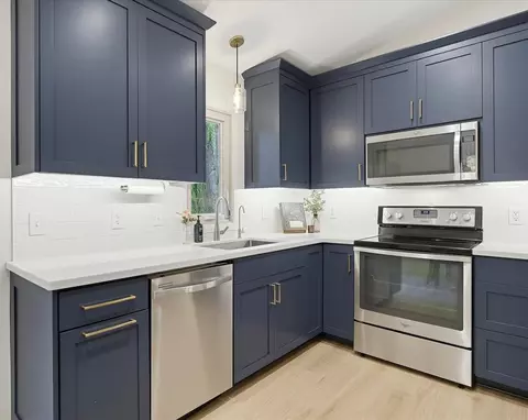 Kitchen - 3506 Coachman Rd, Eagan, MN 55122 photo 3 of 3
