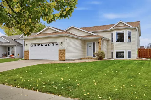 1127 4th Ave E, West Fargo, ND 58078