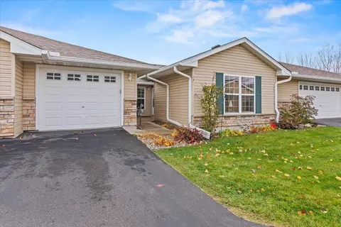 175 Kings Pointe Dr, Delano, MN 55328