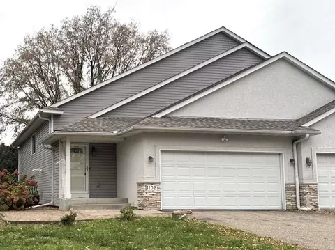 1102 1st St N, Saint Paul Park, MN 55071