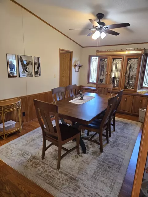 Dining - 100 Joyce Dr, Mankato, MN 56001 photo 1 of 1