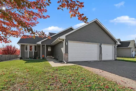 1108 N Ridge Dr NW, Montgomery, MN 56069