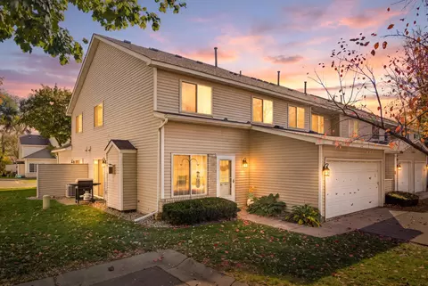 2260 Williams Dr, Burnsville, MN 55337
