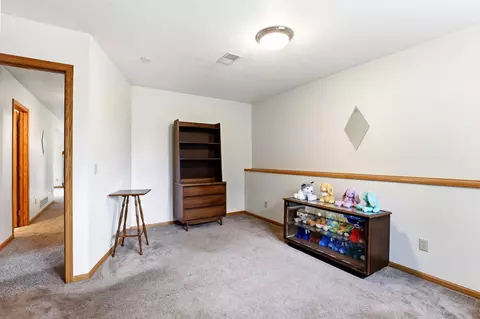 Bedroom - 1730 Patricks Bay Bay, Faribault, MN 55021 photo 4 of 5