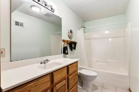 Bath - 1730 Patricks Bay Bay, Faribault, MN 55021 photo 2 of 2