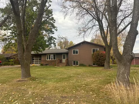 Exterior - 106 E View Rd, Canby, MN 56220 photo 5 of 6