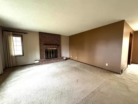 Living - 106 E View Rd, Canby, MN 56220 photo 1 of 2