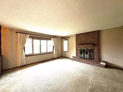 Living - 106 E View Rd, Canby, MN 56220 photo 2 of 2