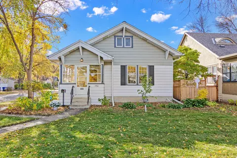 1760 Palace Ave, Saint Paul, MN 55105