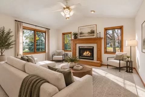 8501 Inverness Ln N, Brooklyn Park, MN 55443