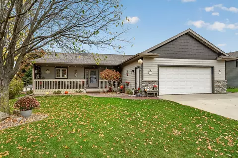 1005 Chestnut St, Mantorville, MN 55955