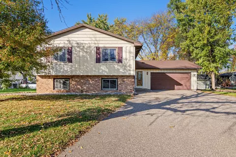 3124 80th Ave N, Brooklyn Park, MN 55443
