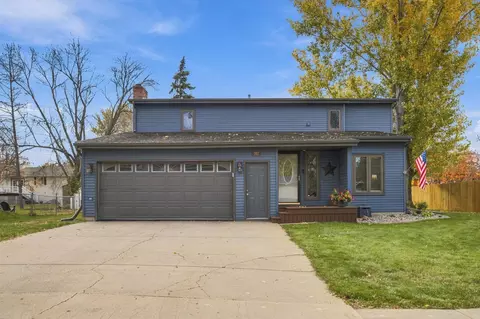 707 10th Ave E, West Fargo, ND 58078