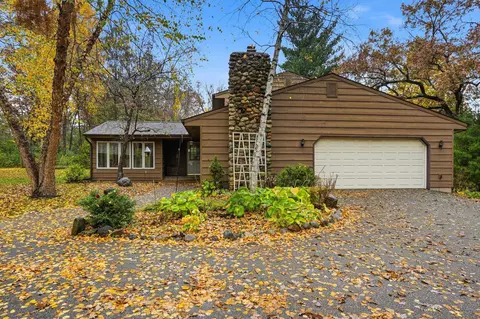 18355 Ixonia Ave, Lakeville, MN 55044