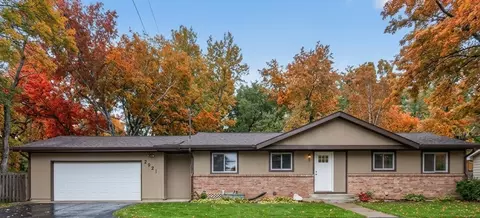 3921 Williston Rd, Minnetonka, MN 55345
