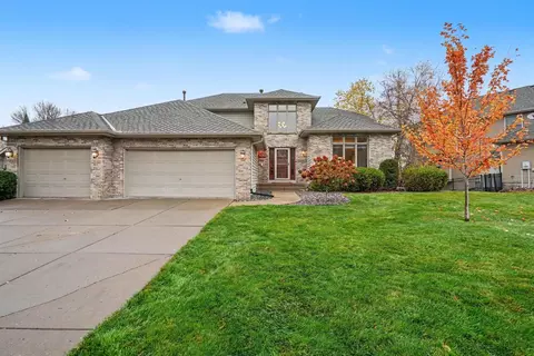 8185 Xene Ln N, Maple Grove, MN 55311