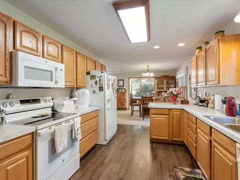 Kitchen - 14030 Firewood Dr, Baxter, MN 56425 photo 2 of 2