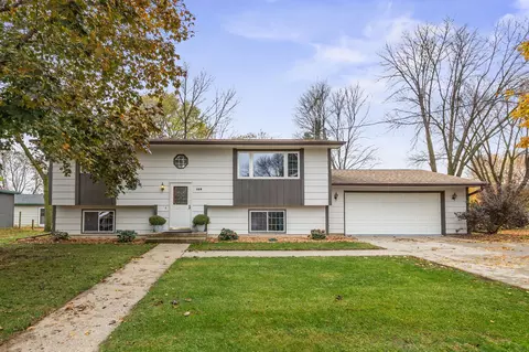 160 Johnson Ave NW, Cokato, MN 55321