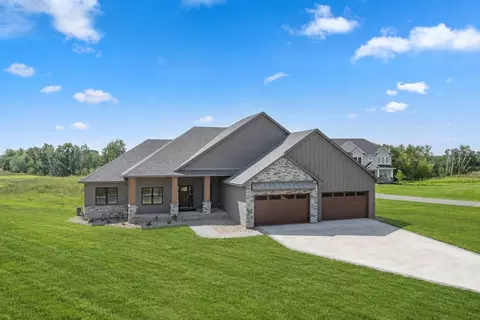 2490 179th Ave NE, Ham Lake, MN 55304