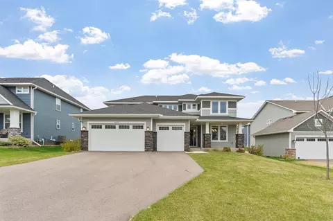 18167 Hounds Dr, Lakeville, MN 55044