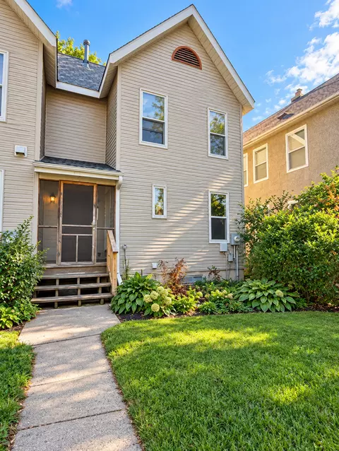 1914 S 6th St, Minneapolis, MN 55454