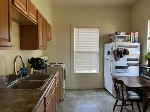 Kitchen - 1040 7th Ave, Baldwin, WI 54002 photo 3 of 5